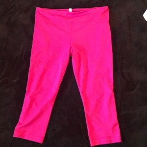 Under Armour all season leggings dark pink.